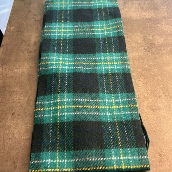 NWT Kate Spade greenhouse plaid woven wool scarf - Picture 5 of 6